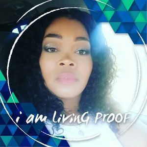 Meet your Posher, Adia